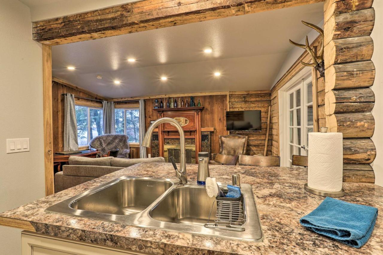 Apartamento Rustic Anchorage Hideaway Walk To Coastal Trail! Exterior foto