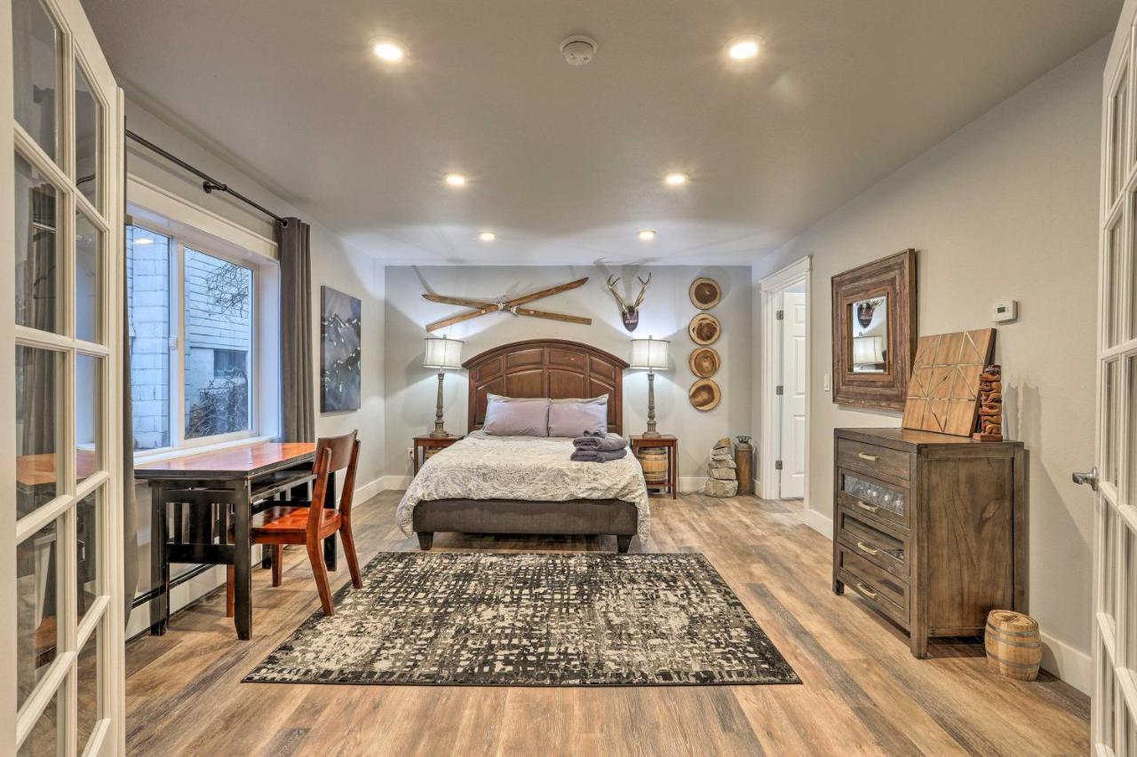 Apartamento Rustic Anchorage Hideaway Walk To Coastal Trail! Exterior foto